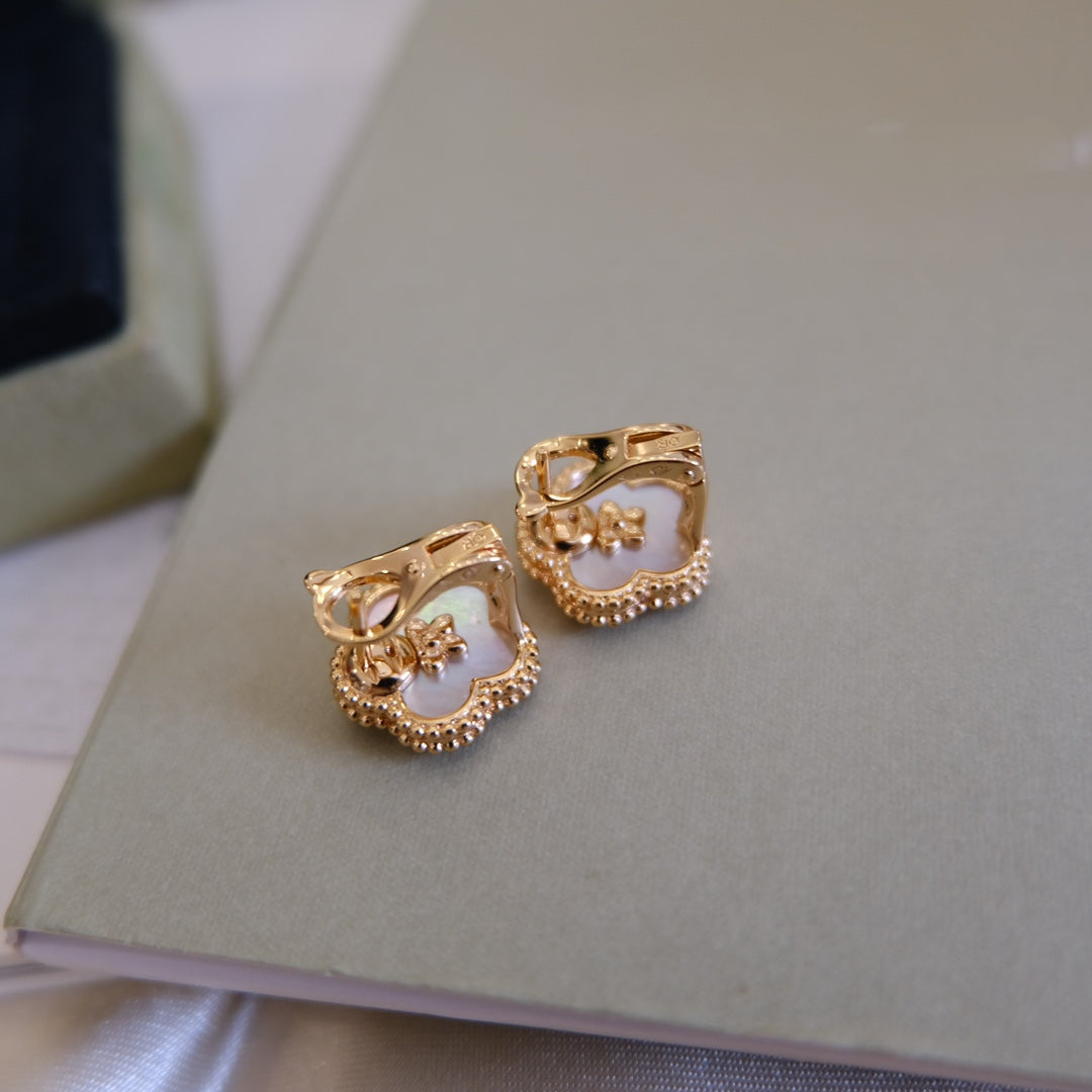 [Gaonasi]LUCKY PINK GOLD WHITE MOP EARRINGS