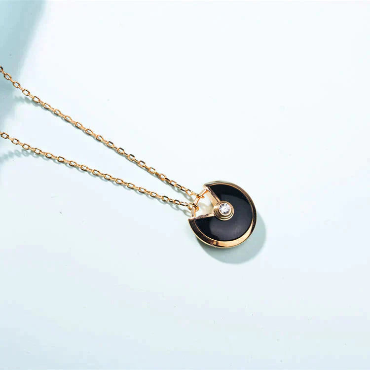 [Gaonasi]AMULETTE GOLD CARNELIAN ONYX NECKLACE