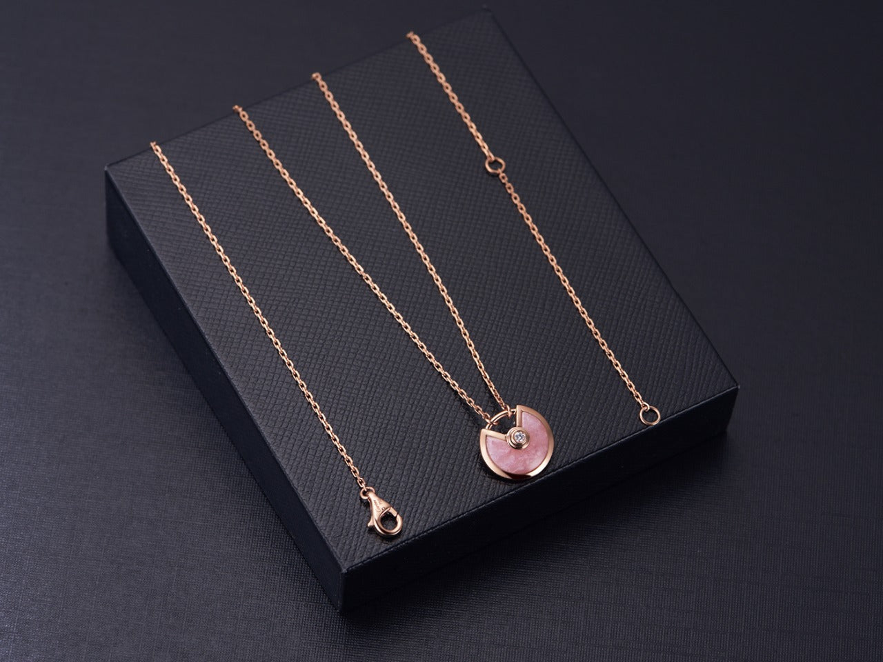 [Gaonasi]AMULETTE ROSE GOLD PINK MOP NECKLACE