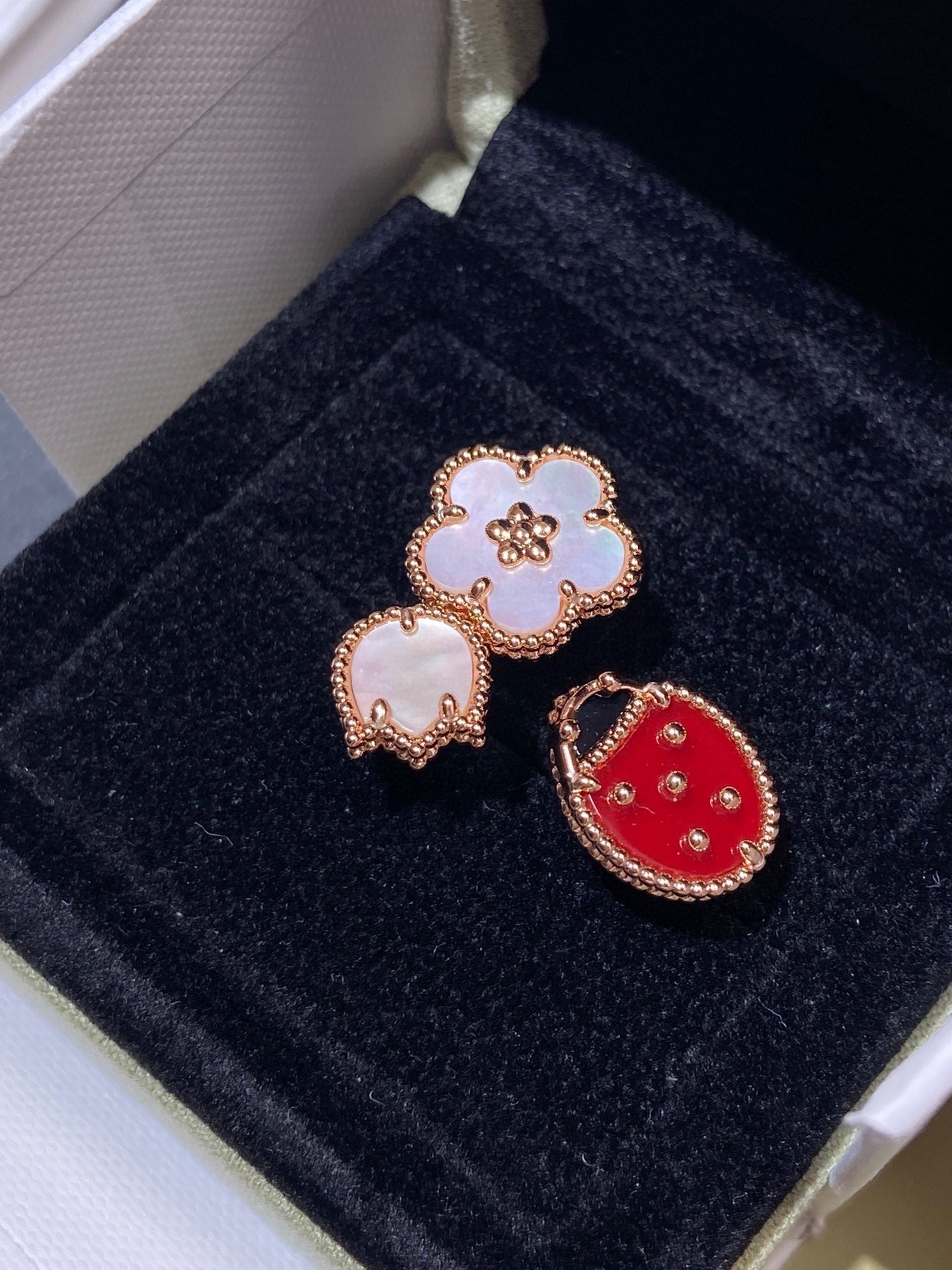 [Gaonasi]LUCKY 3 MOTIF ROSE GOLD RING