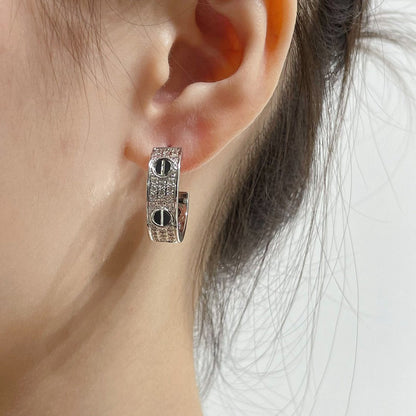 [Gaonasi]LOVE CERAMIC DIAMOND PAVED SILVER EARRINGS