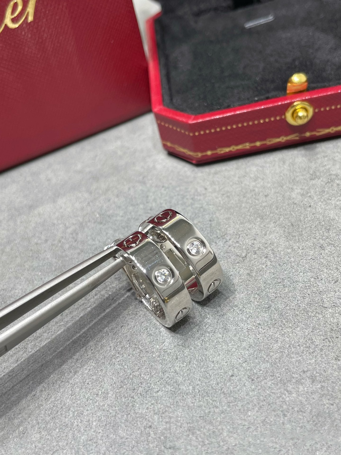[Gaonasi]LOVE 5.5MM 1 DIAMOND EARRINGS