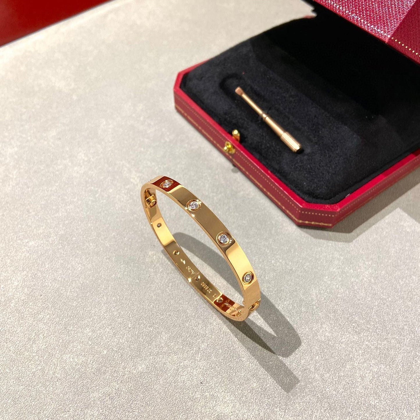[Gaonasi]LOVE BRACELET 6.1MM 10 DIAMONDS