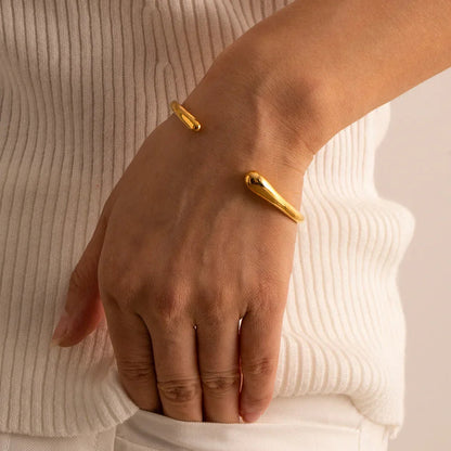 [Gaonasi]Audrina Contemporary Gold Bangle