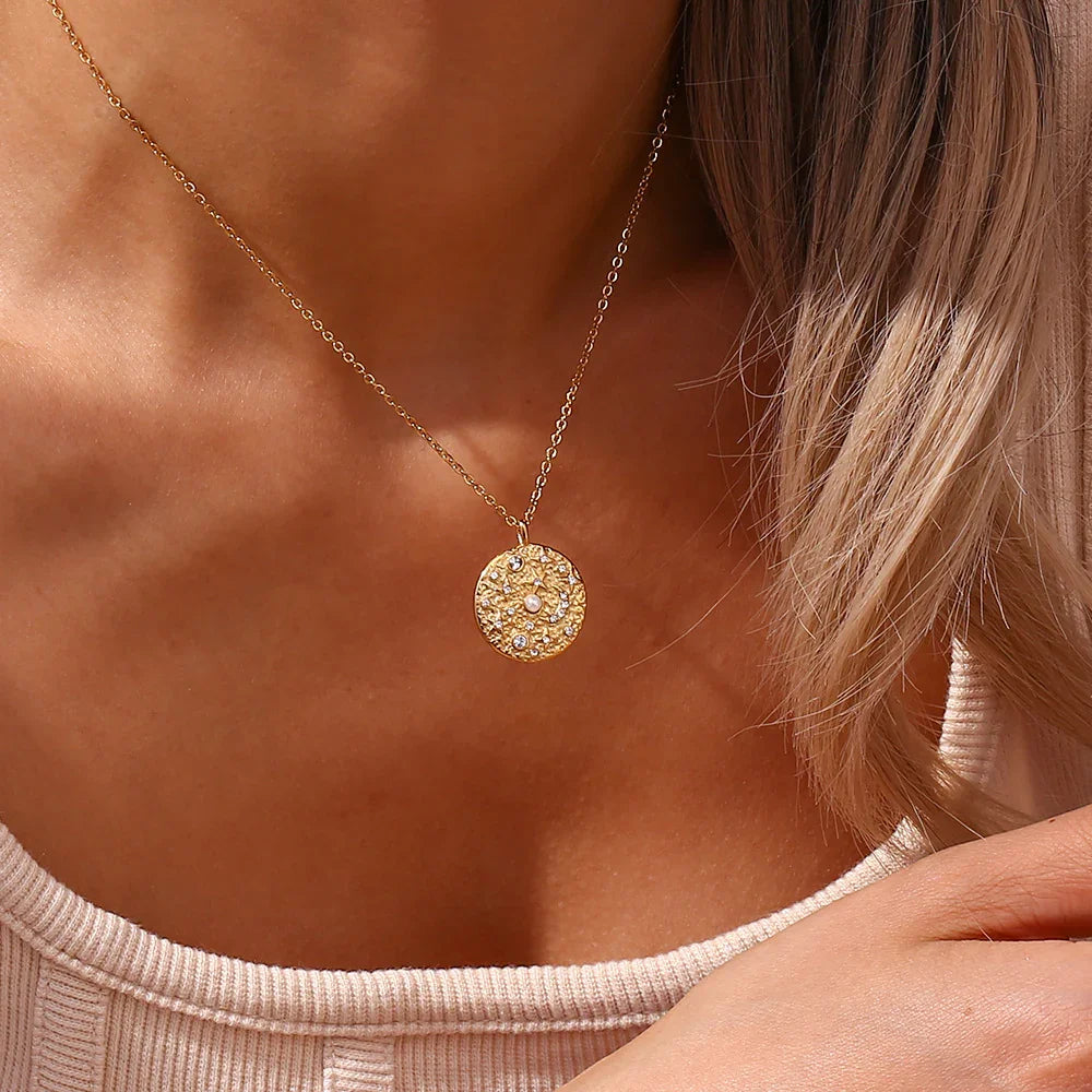 [Gaonasi]Leilani Cosmic Necklace
