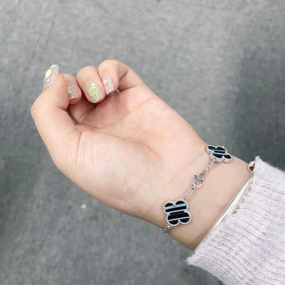 [Gaonasi] CLOVER 5 MOTIF PULSAR STONE BRACELET COLLECTION