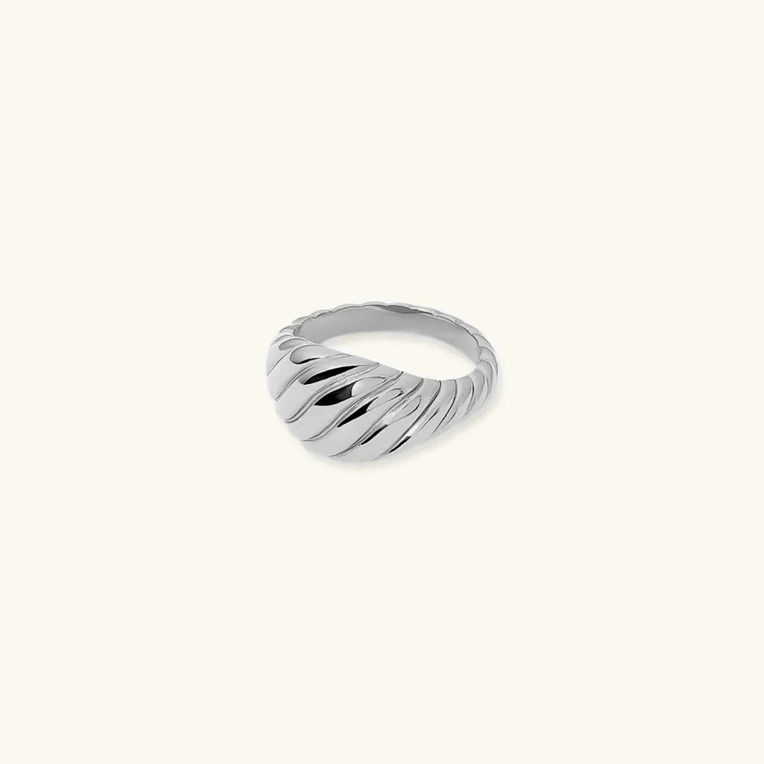 [Gaonasi]Ylenna Gold Croissant Ring