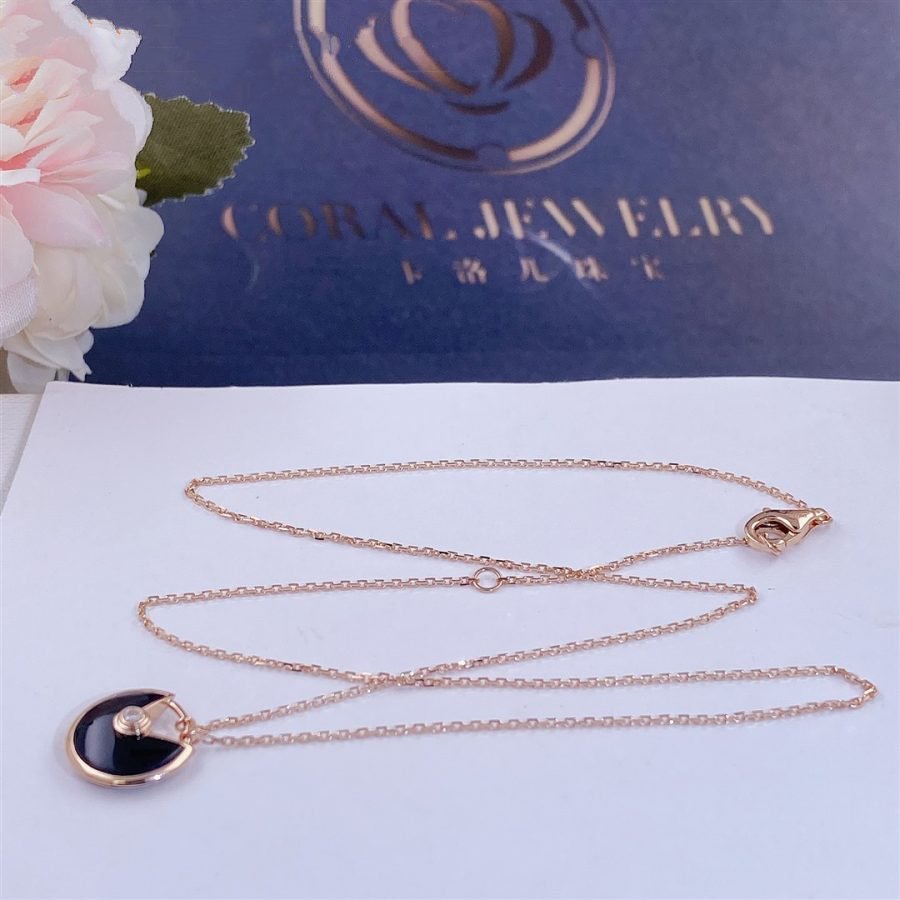 [Gaonasi]AMULETTE ROSE GOLD ONYX NECKLACE