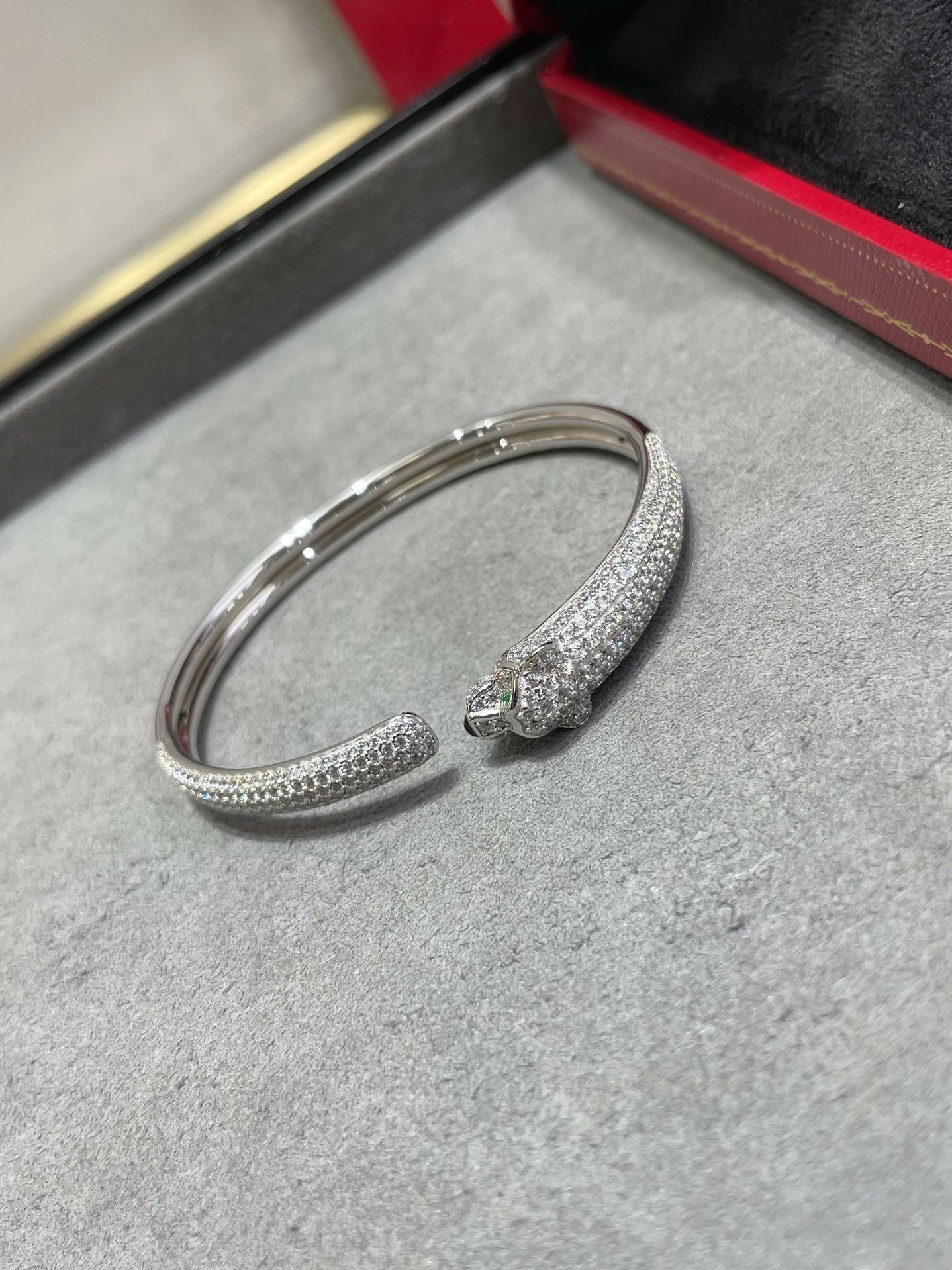 [Gaonasi]PANTHERE FULL DIAMOND OPEN BRACELET